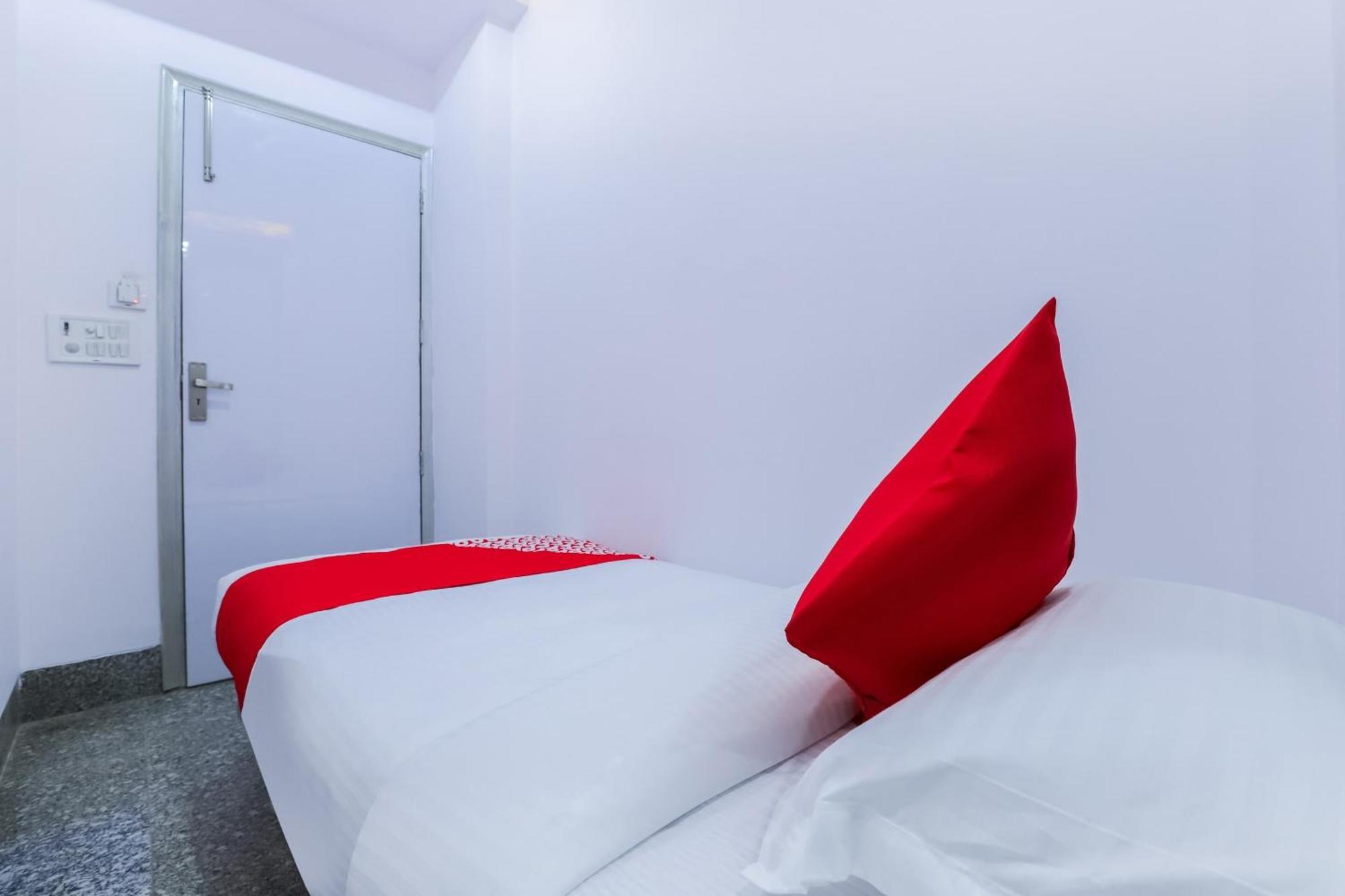 Hotel O New Tech India Delhi  Extérieur photo