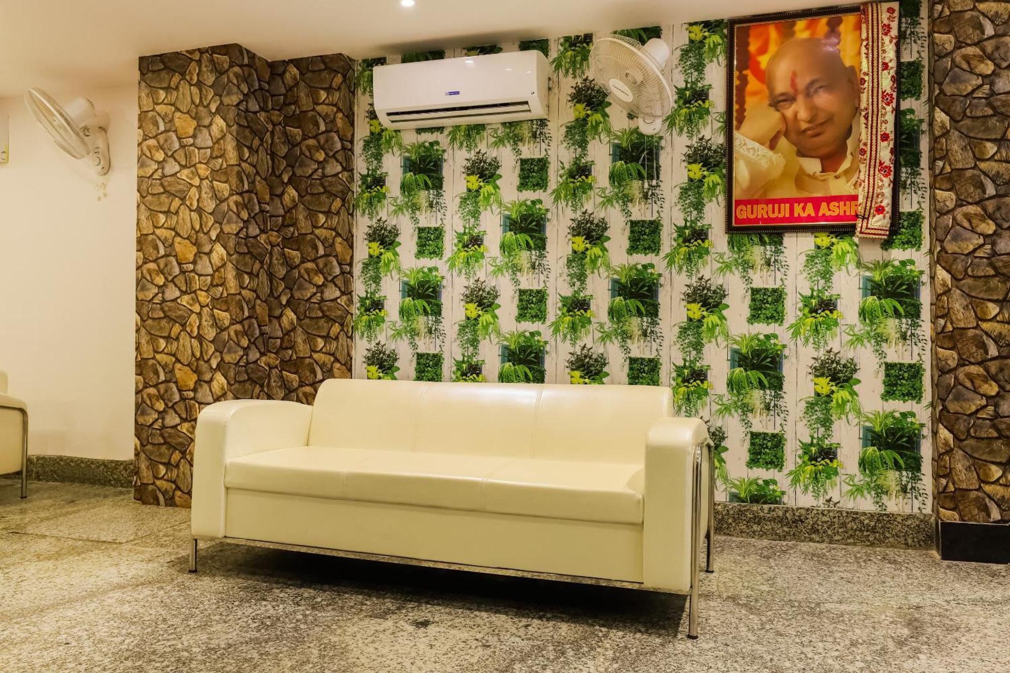 Hotel O New Tech India Delhi  Extérieur photo