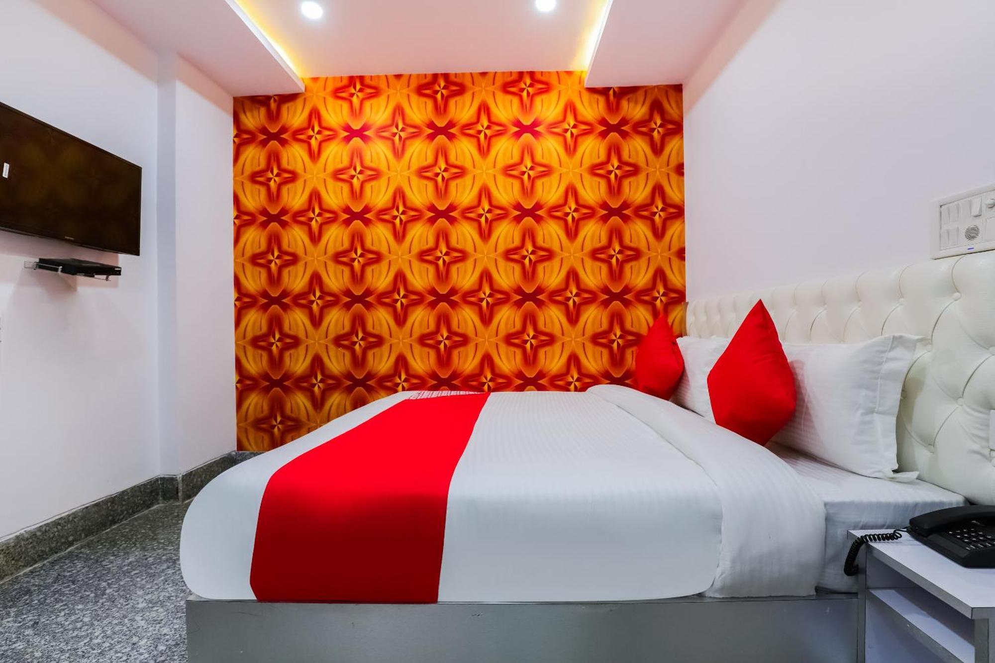 Hotel O New Tech India Delhi  Extérieur photo